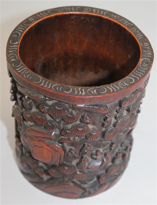 A Chinese bamboo brush pot, 18th / 19th century, height 15.8cm